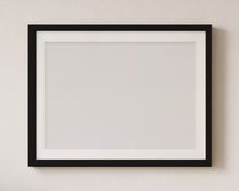 
Laden Sie das Bild in den Galerie-Viewer, Empty matching frame, black, with mount